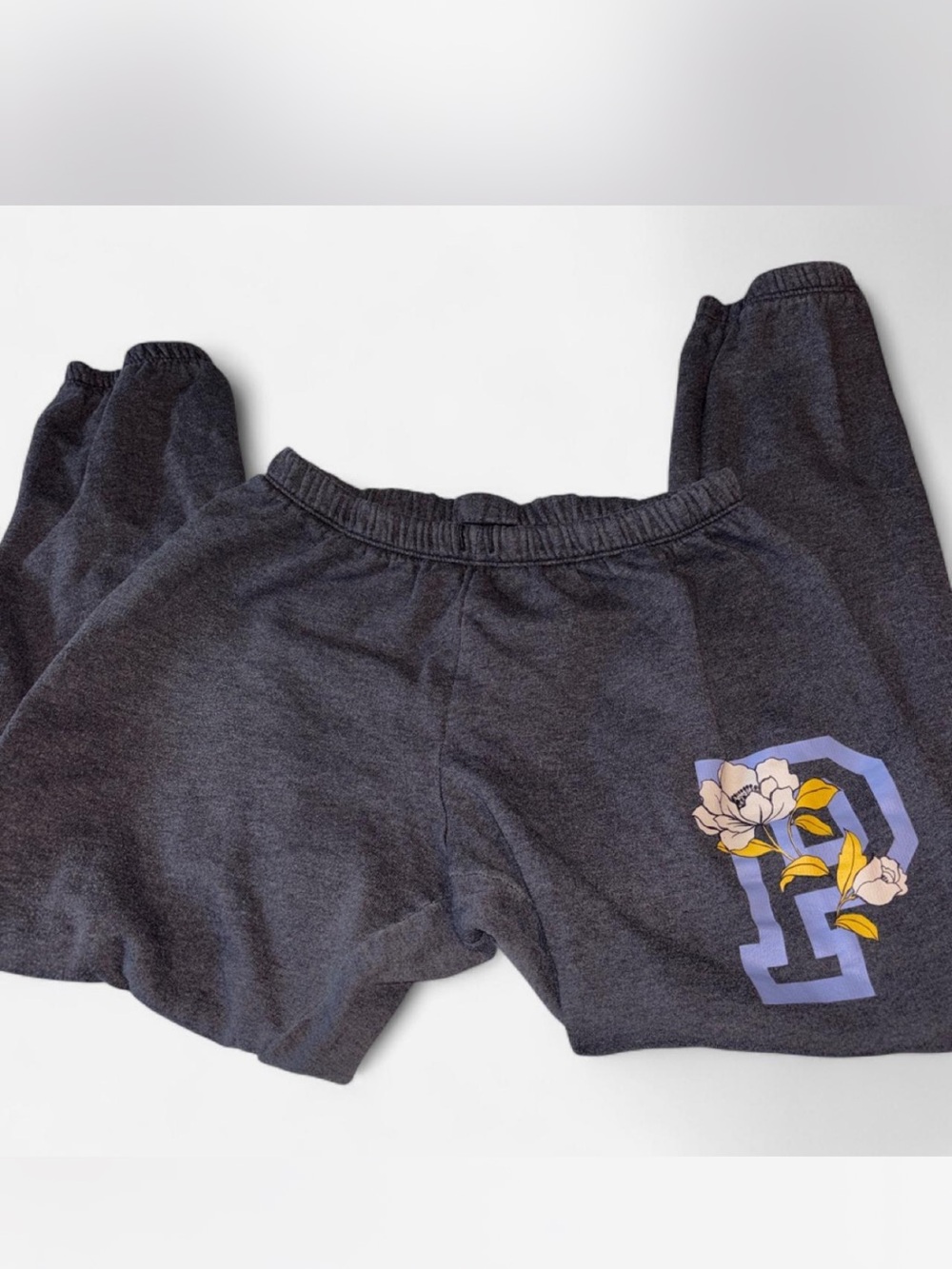 PINK Charcoal Floral 'P' Logo sweatpants